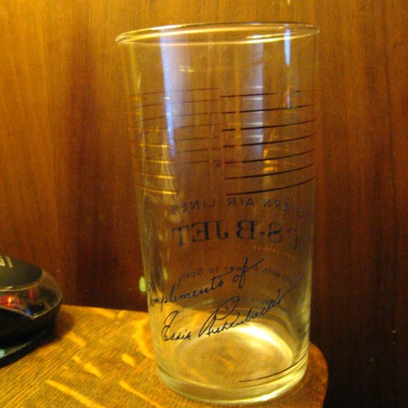 ✈️ Eastern Air Lines Vintage 1950's DC 8-B Cocktail Glass - Picture 7 of 10